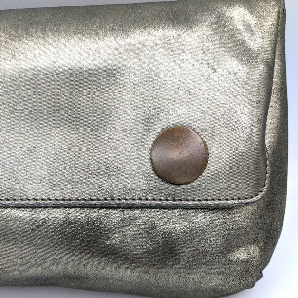 NWT Gold Metallic Lanvin Envelope Style Clutch - Picture 2 of 13